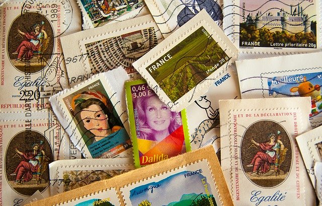 Von der klassischen Briefmarke zu Krypto-Stamps: Die etwas andere Wertanlage