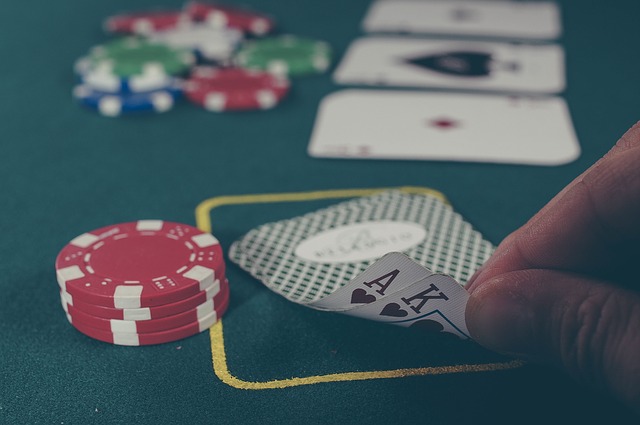 Pokern - Online-Poker oder Casino